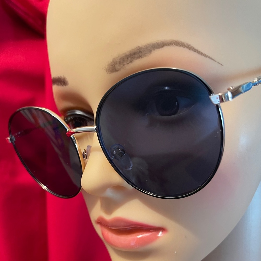 SUMMER & ROSE Harper Round Blue Aviator W/Black Rims - Picture 10 of 12